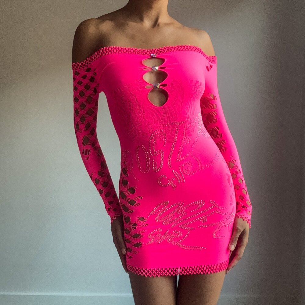 POSTER GIRL Coco Dress Long Sleeve in Shocking Pink O/S